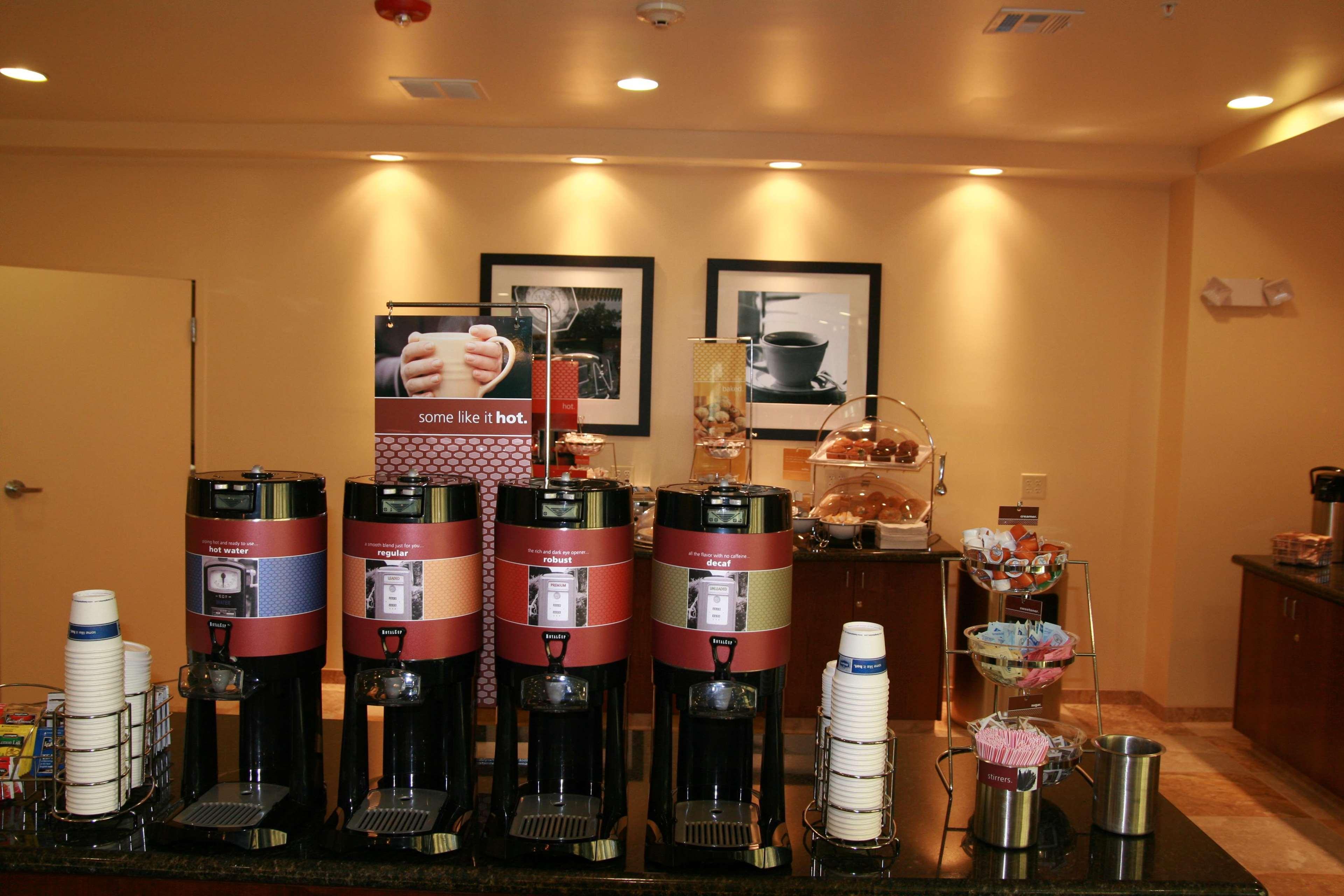 מלון ברנטווד Hampton By Hilton מסעדה תמונה